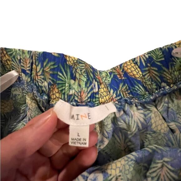 Mine blue shorty pineapple shorts size large - Picture 5 of 5